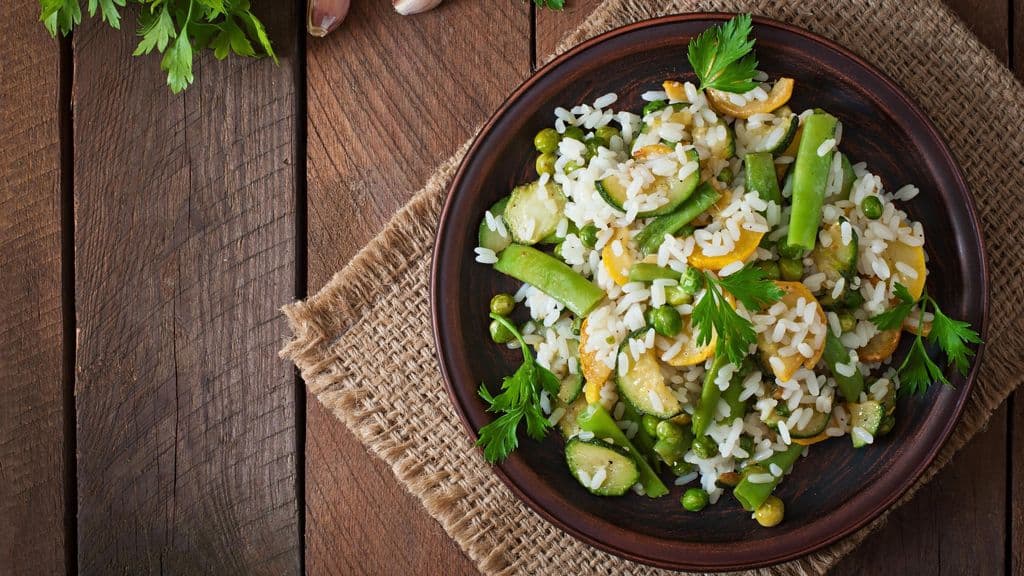 Risotto aux légumes verts (courgettes, petits haricots verts)