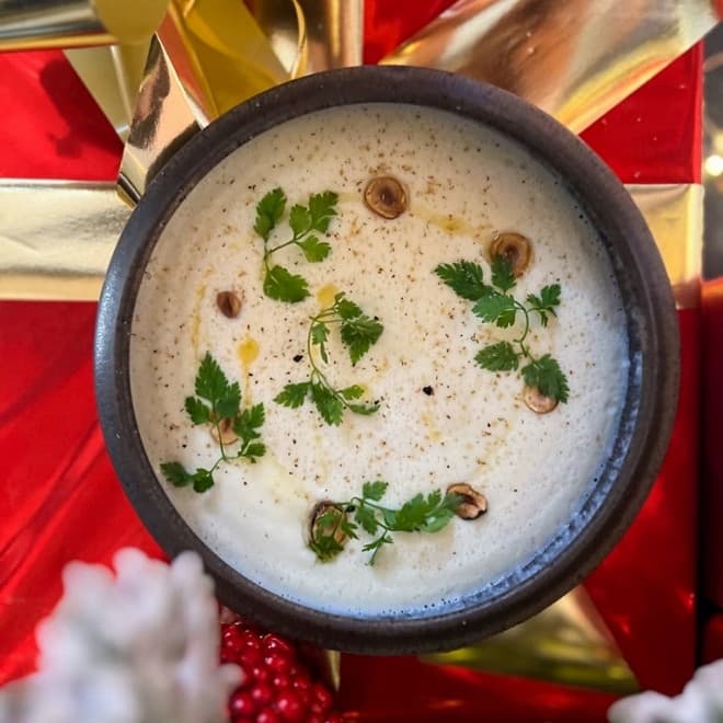 Velouté de topinambours, fève tonka de Cyril Lignac
